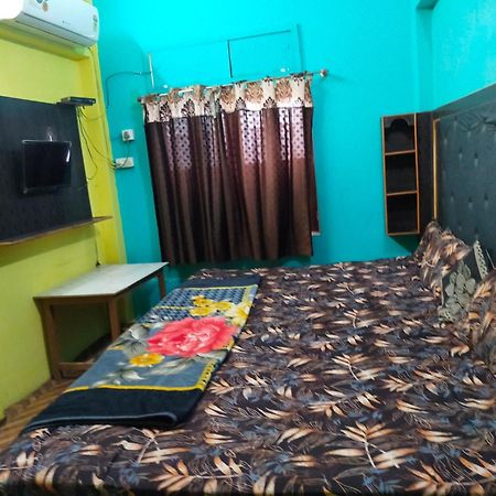 Maa Vaishno Guest House Bénarès Extérieur photo