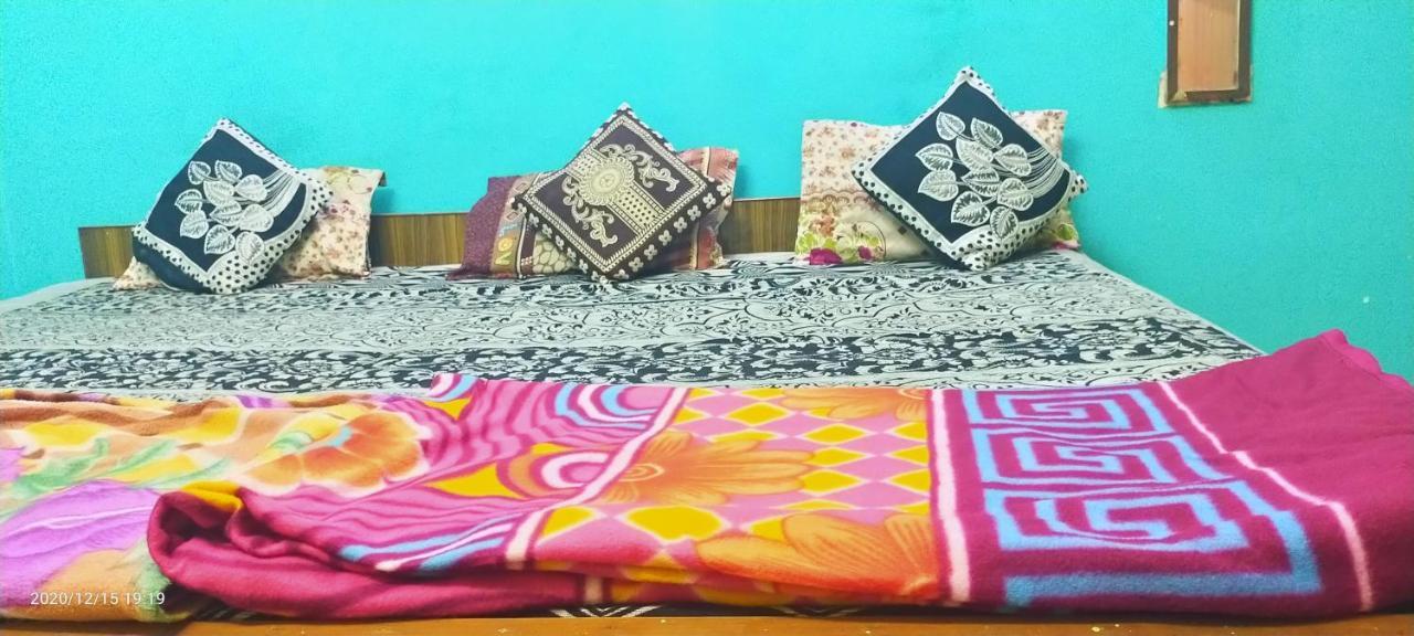 Maa Vaishno Guest House Bénarès Extérieur photo