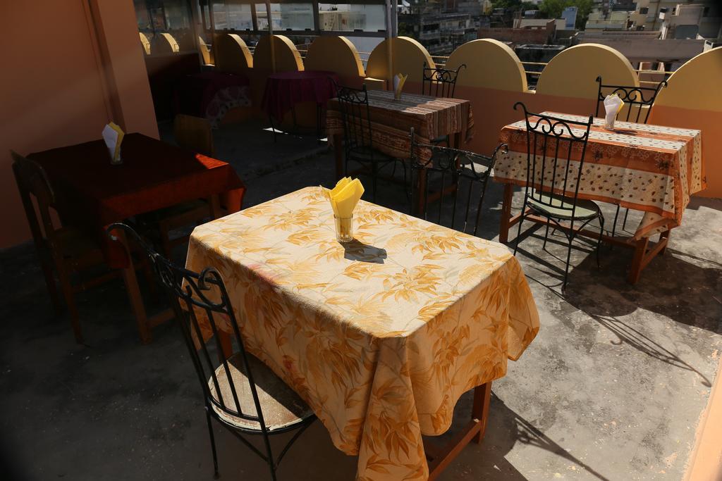 Maa Vaishno Guest House Bénarès Extérieur photo